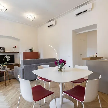 - Brunelleschi Stylish Apartamento Florença