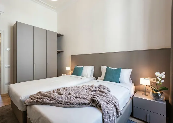 - Brunelleschi Stylish *